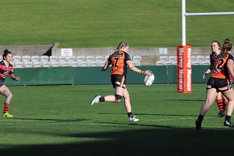 HNWP Semi Final BEARS v WESTSTIGERS