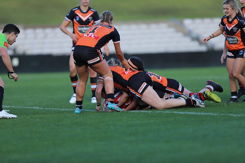 HNWP Semi Final BEARS v WESTSTIGERS