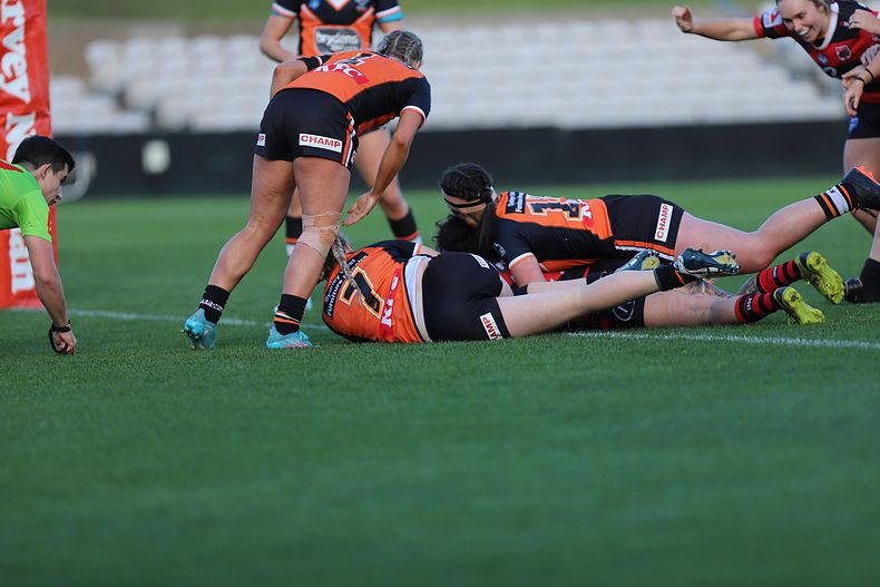 HNWP Semi Final BEARS v WESTSTIGERS