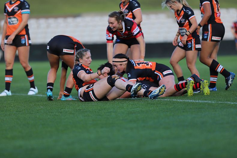 HNWP Semi Final BEARS v WESTSTIGERS