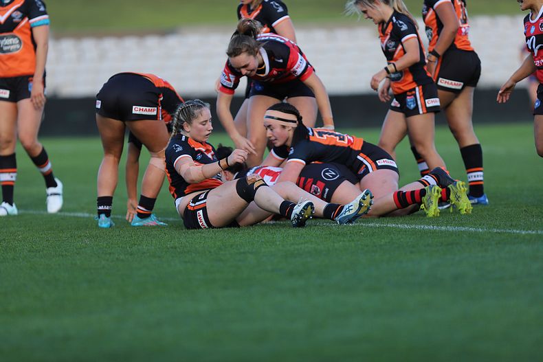 HNWP Semi Final BEARS v WESTSTIGERS
