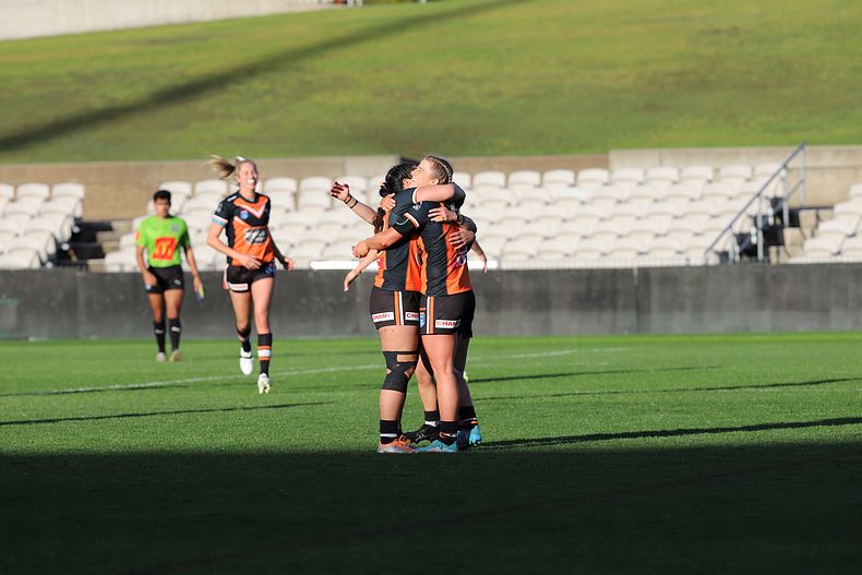 HNWP Semi Final BEARS v WESTSTIGERS