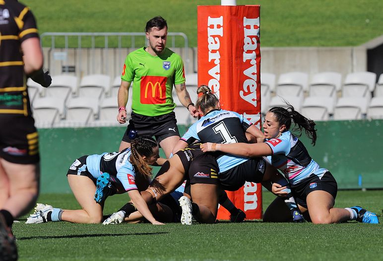 HNWP Semi Final Sharks v Mounties