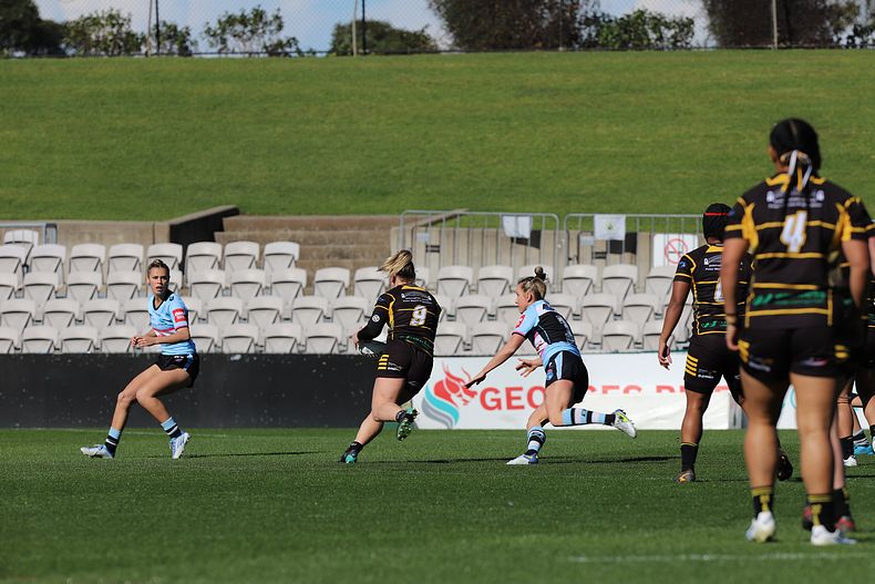 HNWP Semi Final Sharks v Mounties