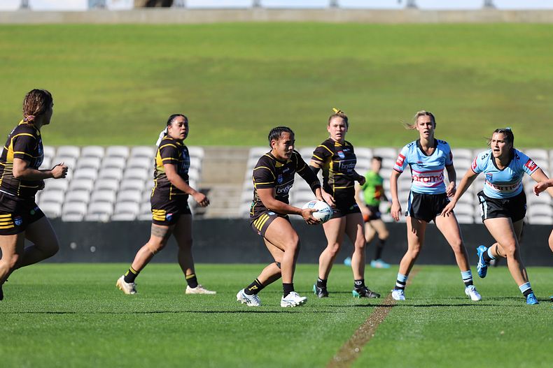 HNWP Semi Final Sharks v Mounties