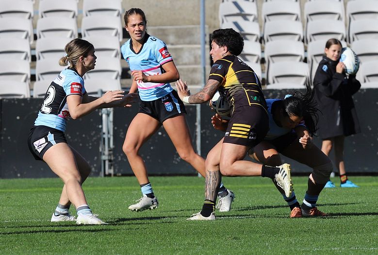 HNWP Semi Final Sharks v Mounties