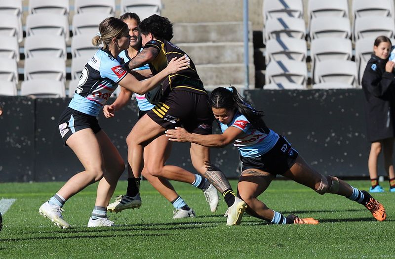 HNWP Semi Final Sharks v Mounties