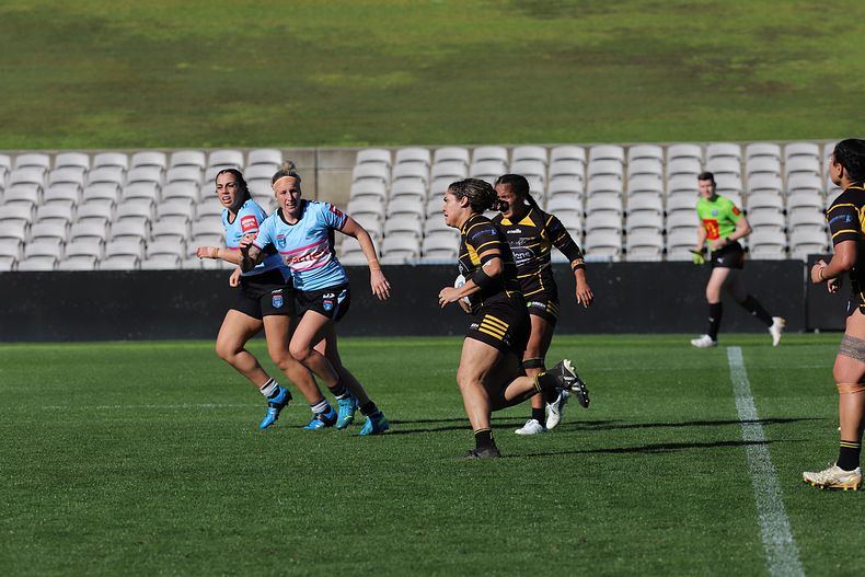HNWP Semi Final Sharks v Mounties