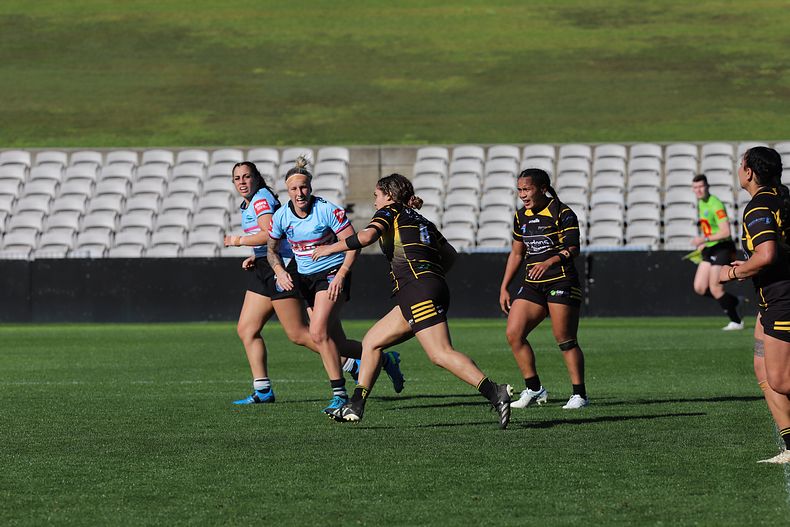 HNWP Semi Final Sharks v Mounties