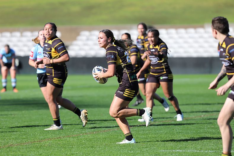 HNWP Semi Final Sharks v Mounties