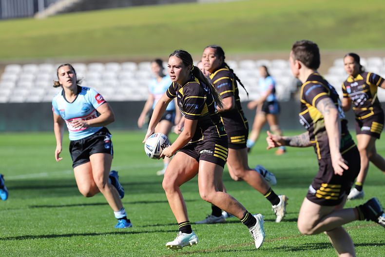 HNWP Semi Final Sharks v Mounties