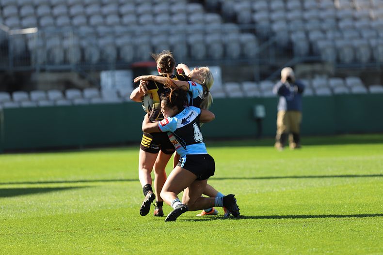 HNWP Semi Final Sharks v Mounties