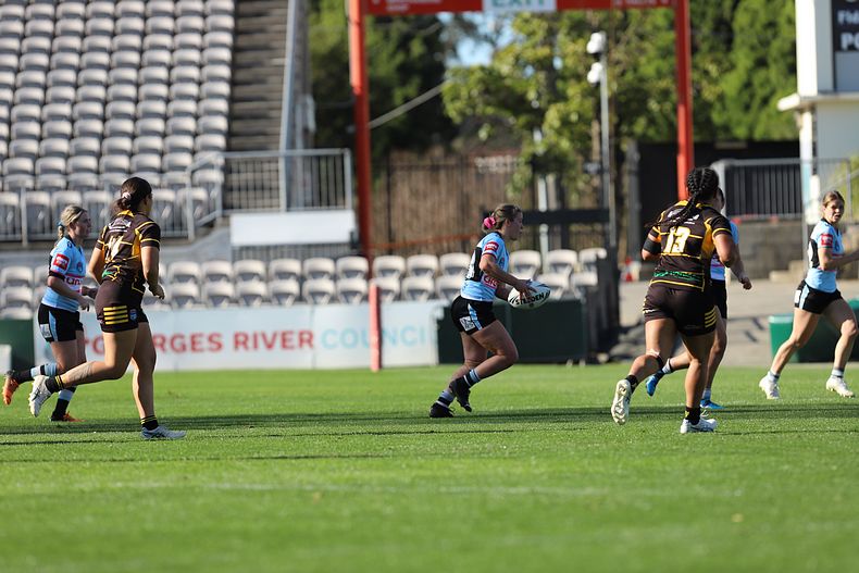 HNWP Semi Final Sharks v Mounties