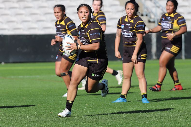 HNWP Semi Final Sharks v Mounties