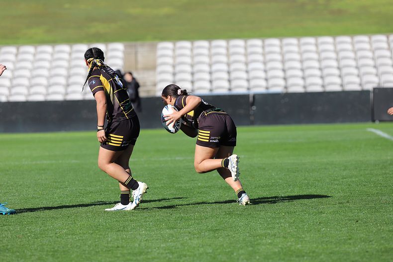 HNWP Semi Final Sharks v Mounties