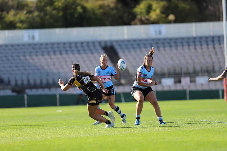 HNWP Semi Final Sharks v Mounties