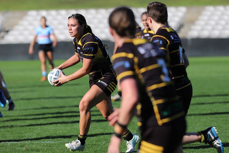 HNWP Semi Final Sharks v Mounties