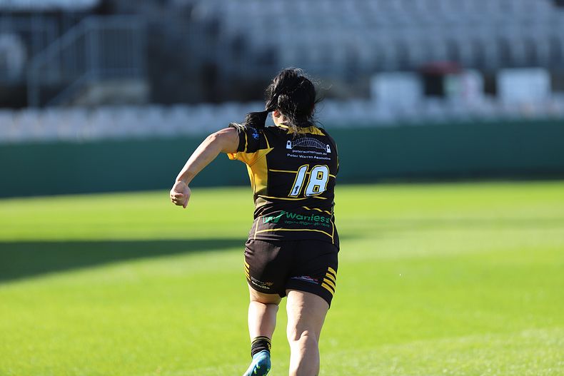 HNWP Semi Final Sharks v Mounties