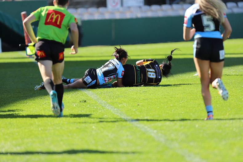 HNWP Semi Final Sharks v Mounties