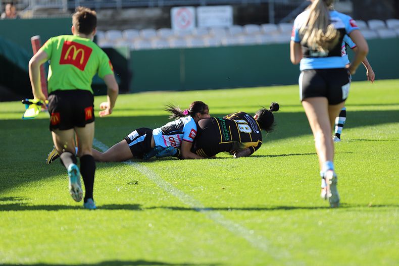 HNWP Semi Final Sharks v Mounties