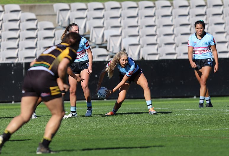 HNWP Semi Final Sharks v Mounties