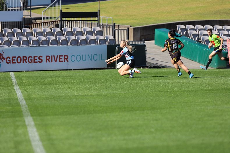 HNWP Semi Final Sharks v Mounties