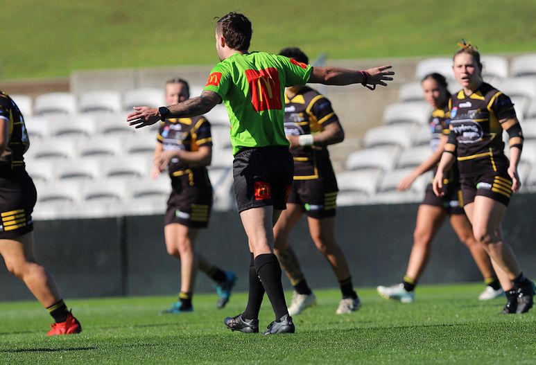 HNWP Semi Final Sharks v Mounties
