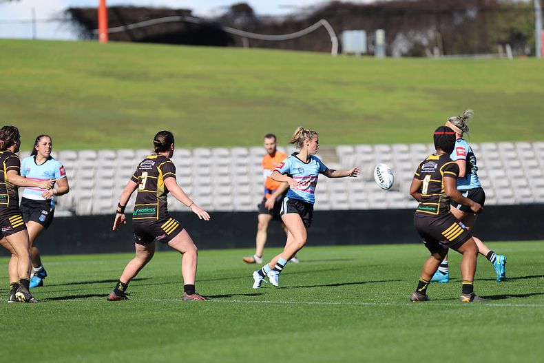 HNWP Semi Final Sharks v Mounties