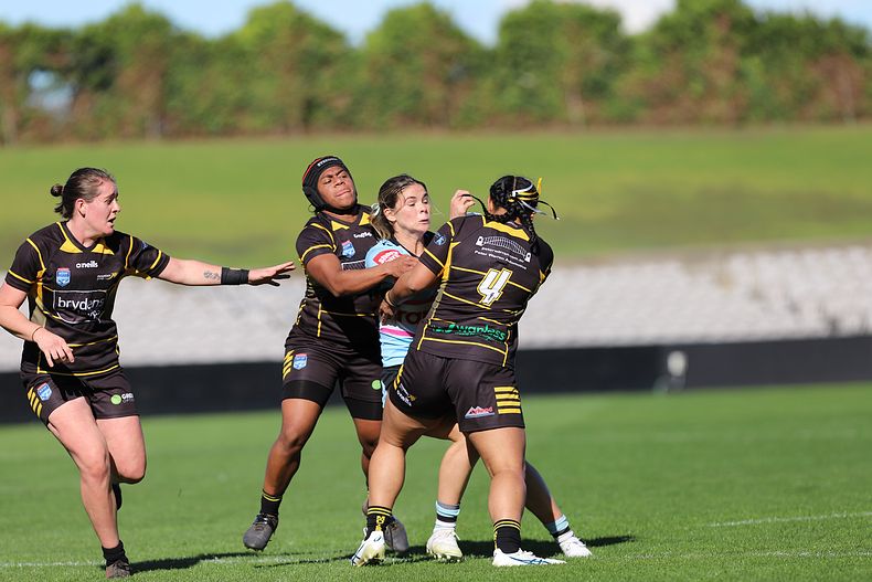 HNWP Semi Final Sharks v Mounties