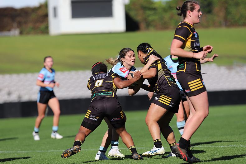 HNWP Semi Final Sharks v Mounties