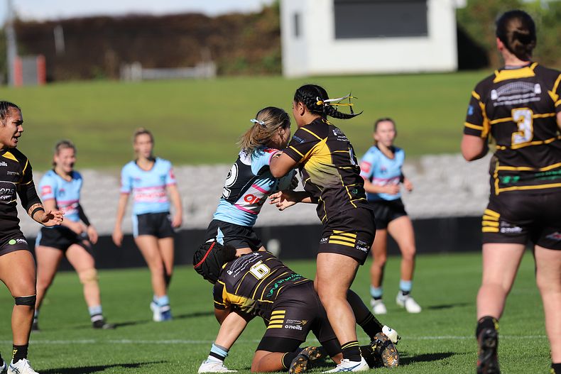 HNWP Semi Final Sharks v Mounties