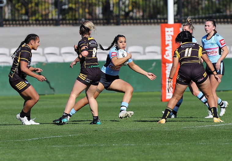 HNWP Semi Final Sharks v Mounties