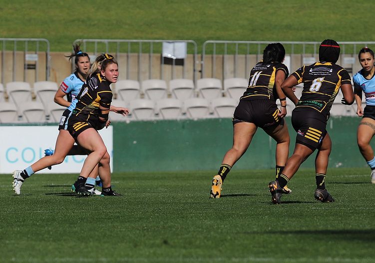 HNWP Semi Final Sharks v Mounties