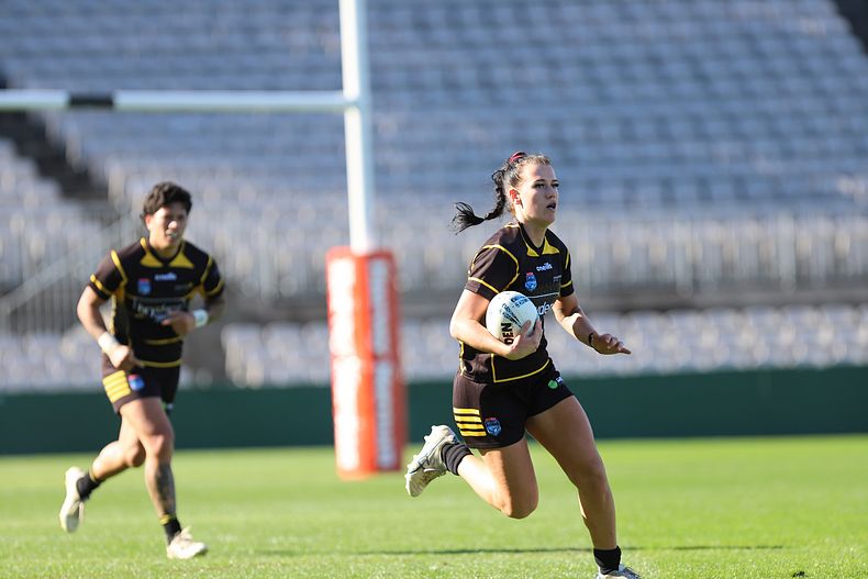 HNWP Semi Final Sharks v Mounties