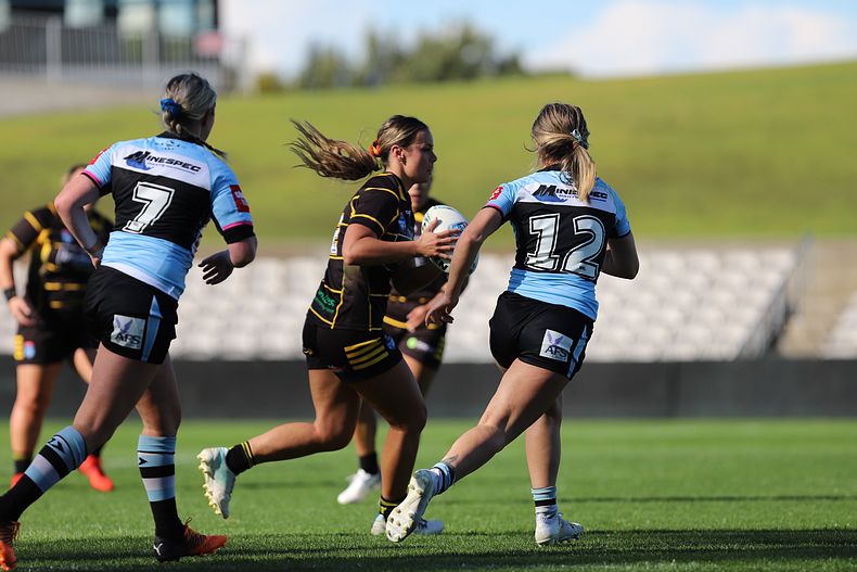 HNWP Semi Final Sharks v Mounties