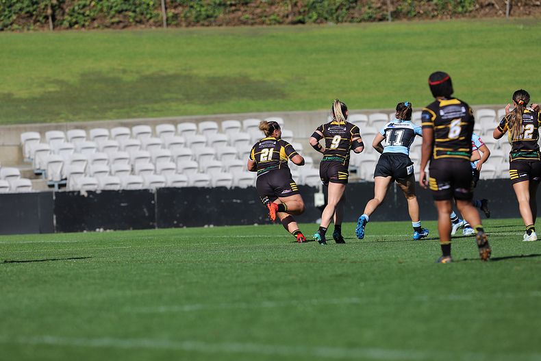 HNWP Semi Final Sharks v Mounties