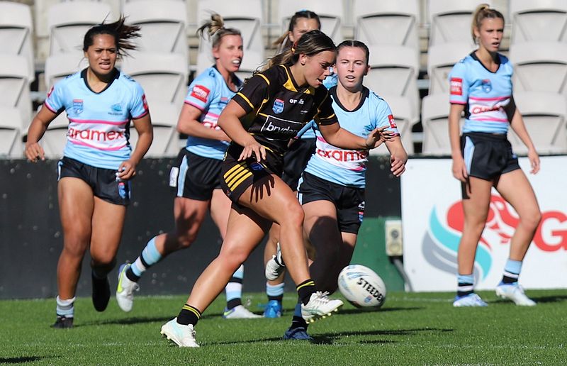 HNWP Semi Final Sharks v Mounties