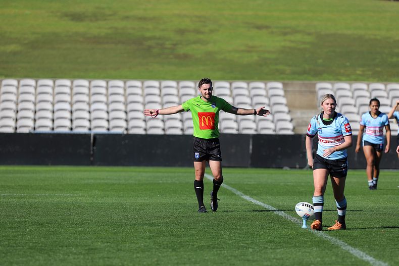 HNWP Semi Final Sharks v Mounties