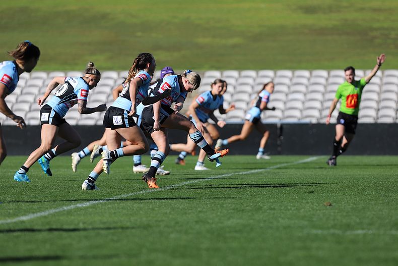 HNWP Semi Final Sharks v Mounties