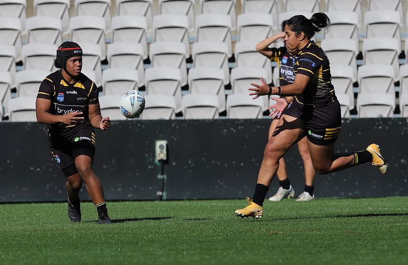 HNWP Semi Final Sharks v Mounties