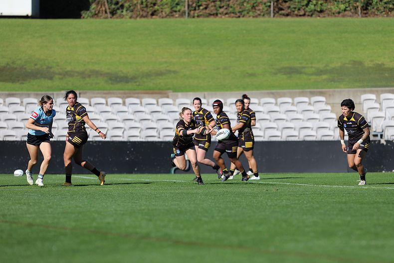 HNWP Semi Final Sharks v Mounties