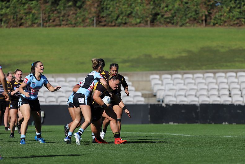 HNWP Semi Final Sharks v Mounties