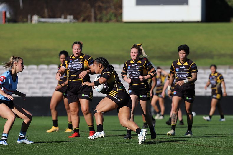 HNWP Semi Final Sharks v Mounties