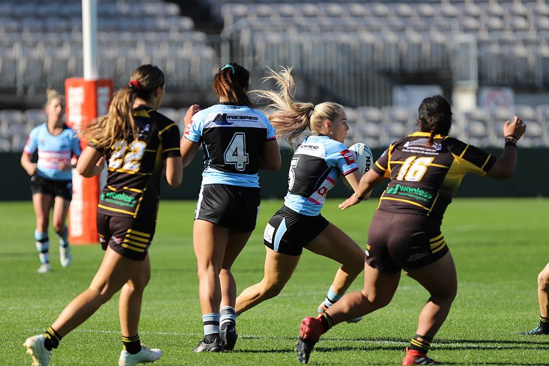 HNWP Semi Final Sharks v Mounties