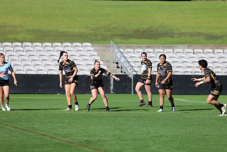 HNWP Semi Final Sharks v Mounties