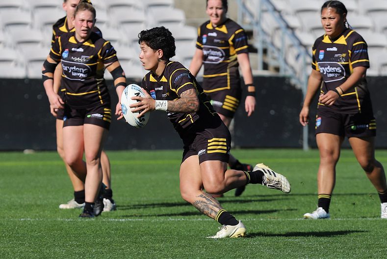 HNWP Semi Final Sharks v Mounties