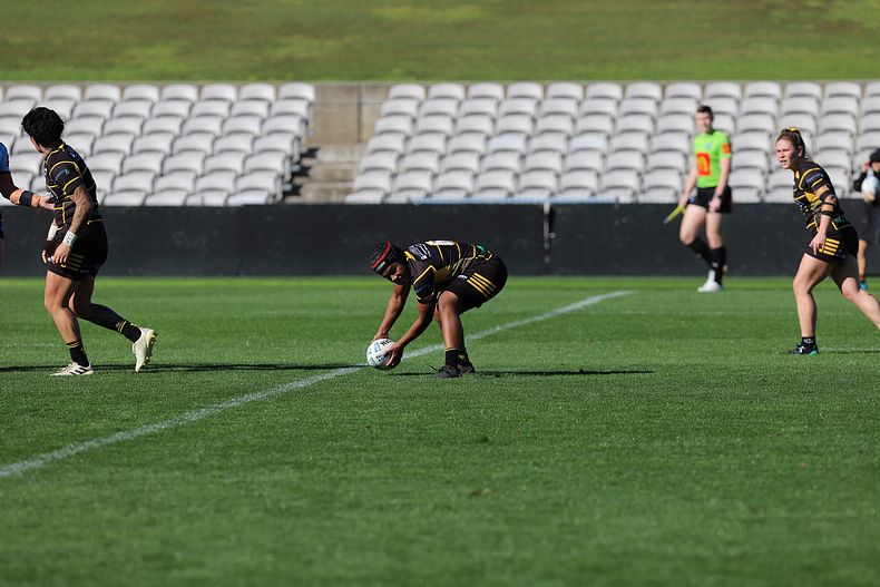HNWP Semi Final Sharks v Mounties