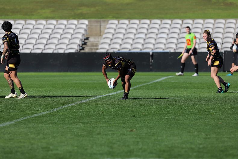 HNWP Semi Final Sharks v Mounties