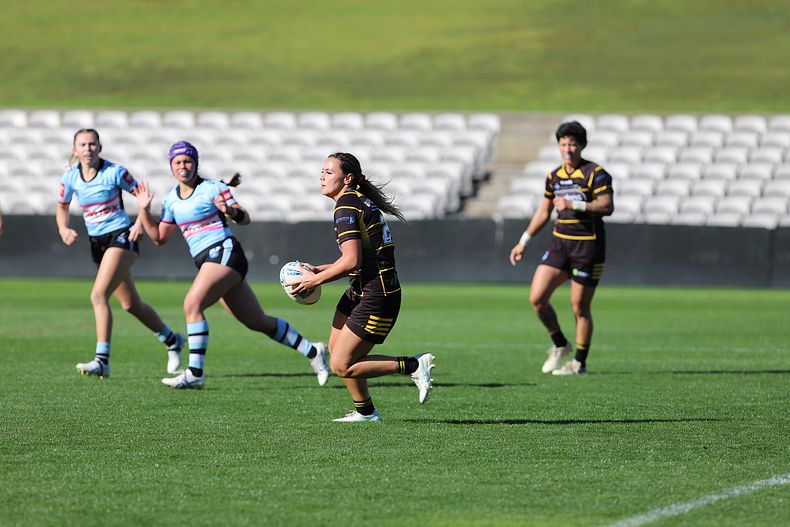 HNWP Semi Final Sharks v Mounties