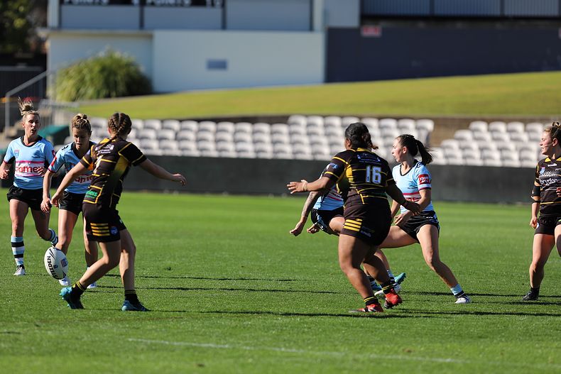 HNWP Semi Final Sharks v Mounties